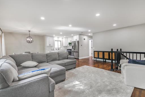 14625 40th Place N, Plymouth, MN 55446