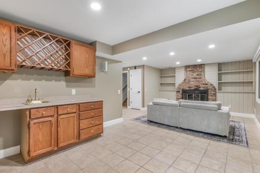 14625 40th Place N, Plymouth, MN 55446