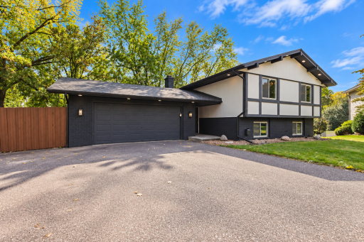 14625 40th Place N, Plymouth, MN 55446