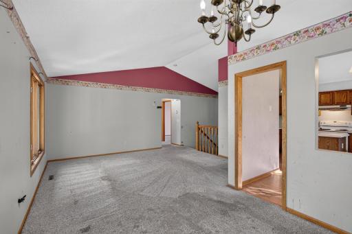 2578 Copper Cliff Trail, Woodbury, MN 55125