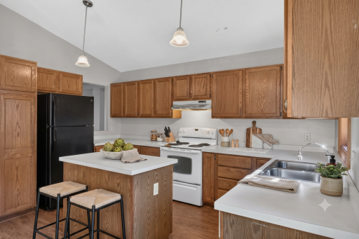 2578 Copper Cliff Trail, Woodbury, MN 55125