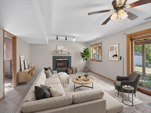 2578 Copper Cliff Trail, Woodbury, MN 55125