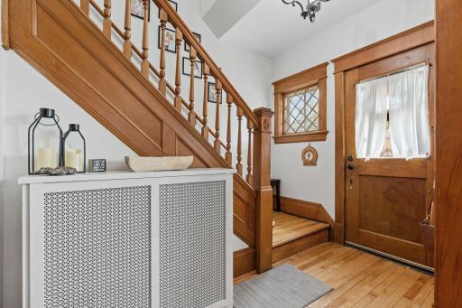 229 4th Avenue N, South Saint Paul, MN 55075