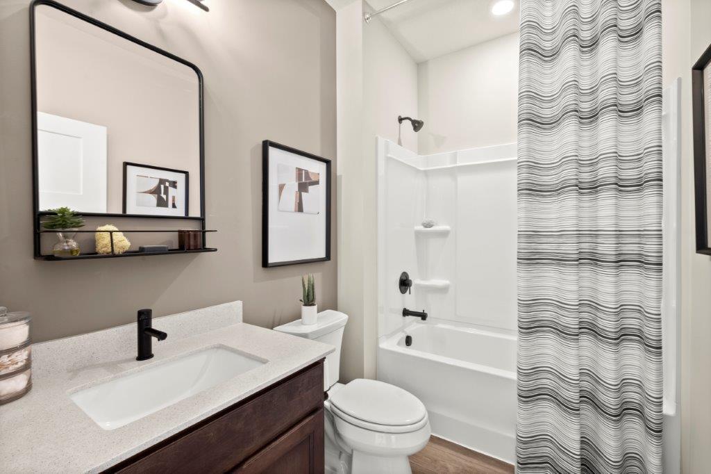 Main bathroom