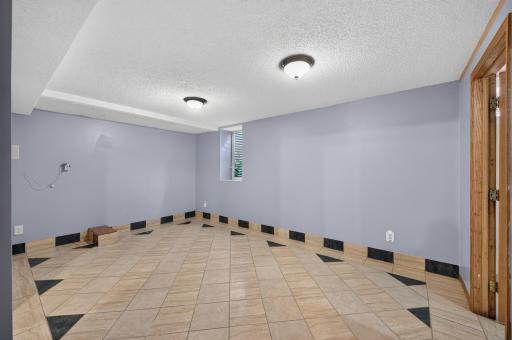 115 E 35th Street, Minneapolis, MN 55408