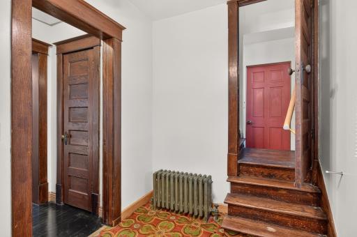 115 E 35th Street, Minneapolis, MN 55408