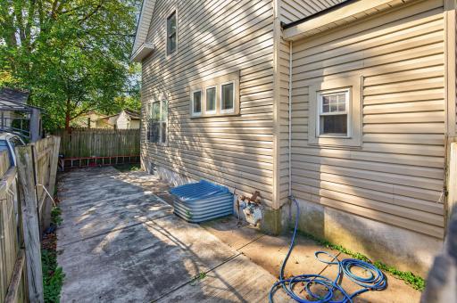 115 E 35th Street, Minneapolis, MN 55408