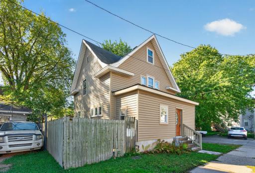 115 E 35th Street, Minneapolis, MN 55408