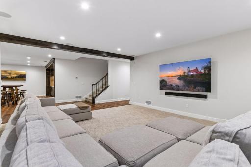 2050 Pinehurst Drive, Chanhassen, MN 55317