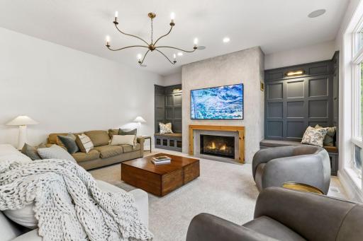 2050 Pinehurst Drive, Chanhassen, MN 55317