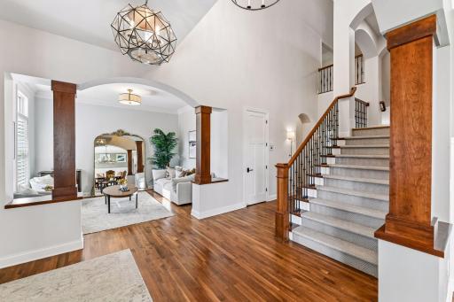 2050 Pinehurst Drive, Chanhassen, MN 55317