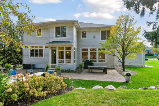 2050 Pinehurst Drive, Chanhassen, MN 55317