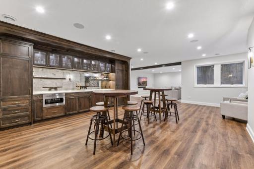 2050 Pinehurst Drive, Chanhassen, MN 55317