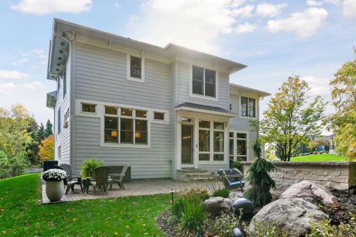 2050 Pinehurst Drive, Chanhassen, MN 55317