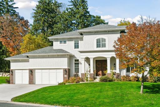 2050 Pinehurst Drive, Chanhassen, MN 55317
