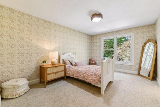 2050 Pinehurst Drive, Chanhassen, MN 55317
