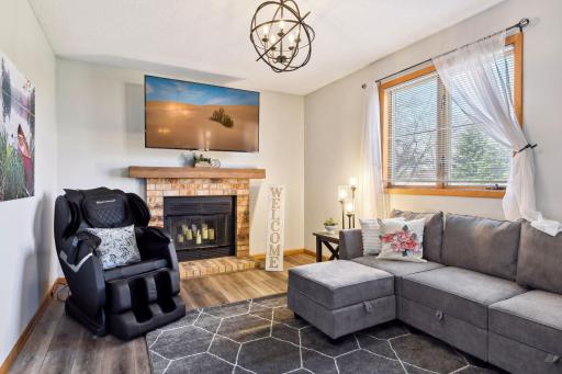 15370 96th Place N, Maple Grove, MN 55369
