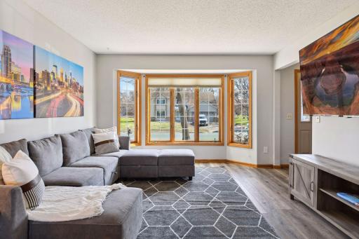15370 96th Place N, Maple Grove, MN 55369