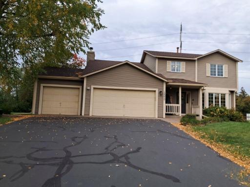 Front of Home with Spacious 3 Stall Garage