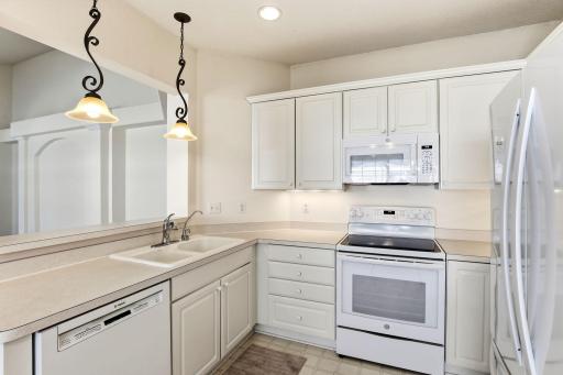 4150 Lawndale Lane N, Plymouth, MN 55446