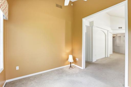 4150 Lawndale Lane N, Plymouth, MN 55446