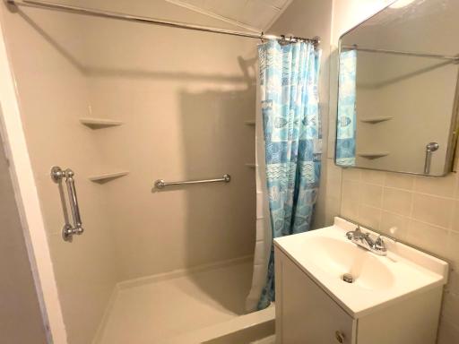37 Bell Circle, Silver Bay, MN 55614