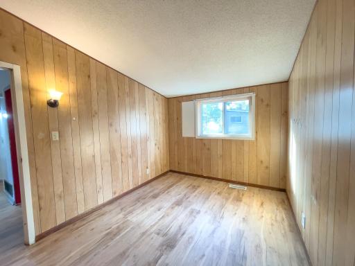 37 Bell Circle, Silver Bay, MN 55614