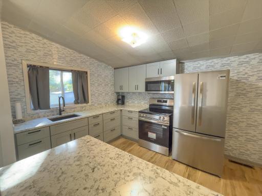 37 Bell Circle, Silver Bay, MN 55614