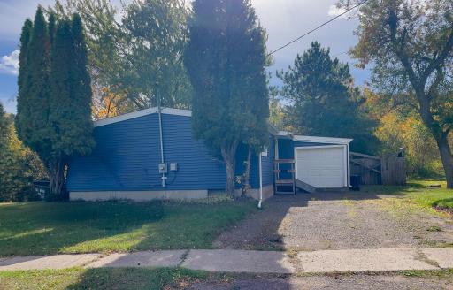 37 Bell Circle, Silver Bay, MN 55614