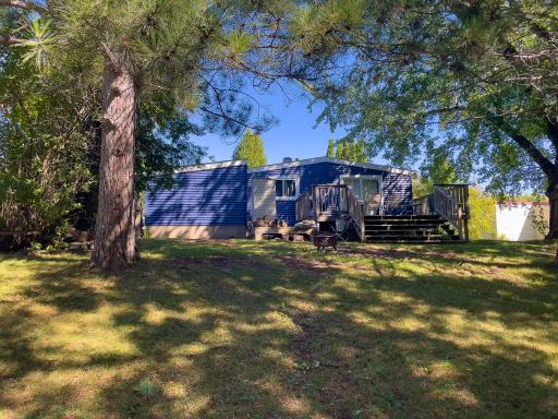 37 Bell Circle, Silver Bay, MN 55614