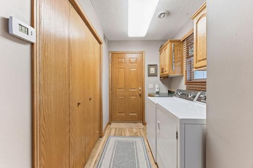 429 Lake Court, Winsted, MN 55395