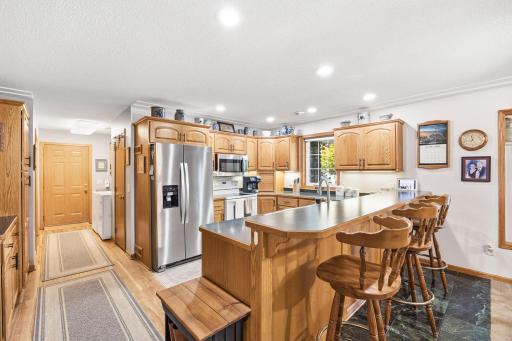 429 Lake Court, Winsted, MN 55395