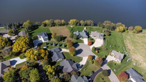 429 Lake Court, Winsted, MN 55395
