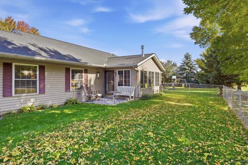 429 Lake Court, Winsted, MN 55395