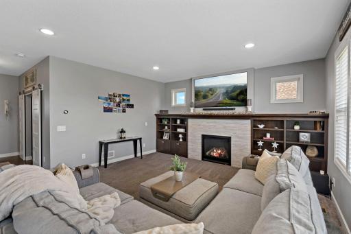 18838 Iden Avenue, Lakeville, MN 55044