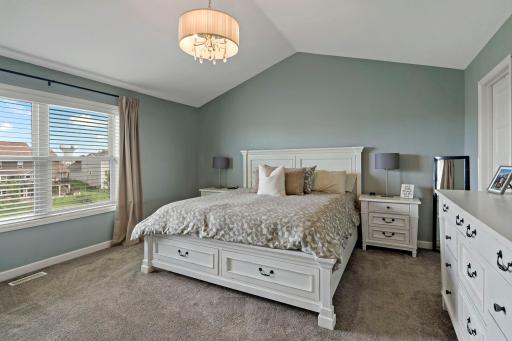 18838 Iden Avenue, Lakeville, MN 55044