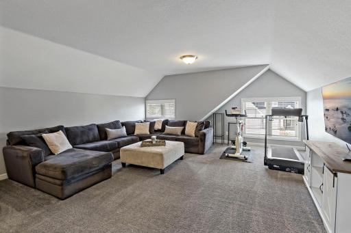 18838 Iden Avenue, Lakeville, MN 55044