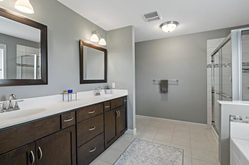 18838 Iden Avenue, Lakeville, MN 55044