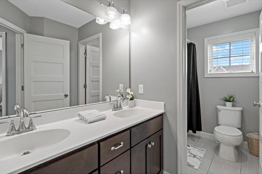 18838 Iden Avenue, Lakeville, MN 55044