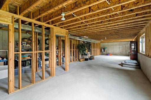18838 Iden Avenue, Lakeville, MN 55044