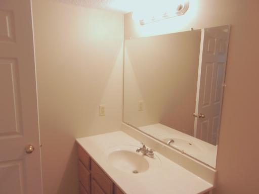 535 6th Street N, Hudson, WI 54016