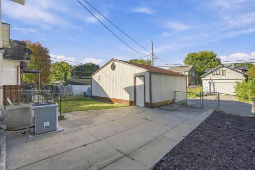 1519 Sheridan Avenue N, Minneapolis, MN 55411