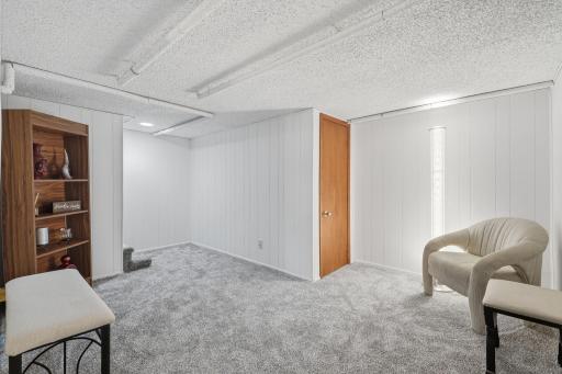 1519 Sheridan Avenue N, Minneapolis, MN 55411