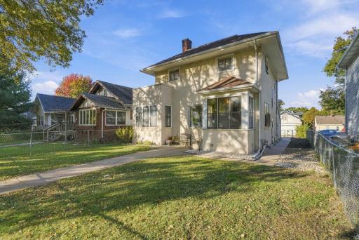 1519 Sheridan Avenue N, Minneapolis, MN 55411