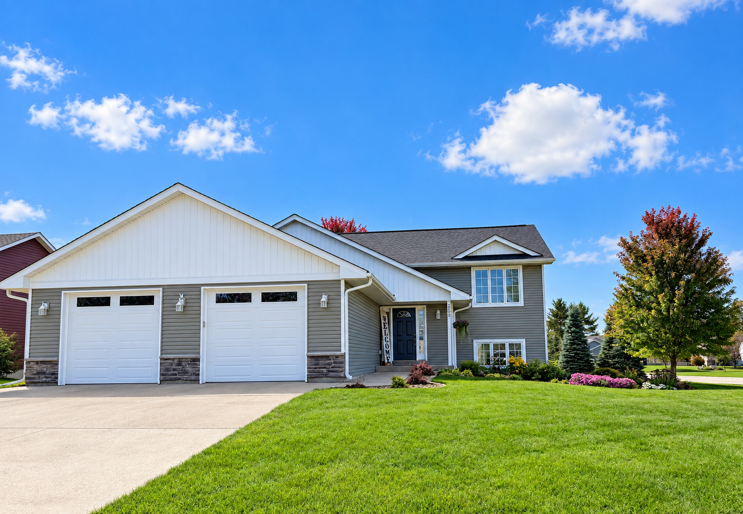 Spacious and well thought out floor plan with a walk-in pantry, Primary suite with full bath and walk-in closet, and plenty of room in the lower to entertain. This immaculate home could be yours! Professional Photo's coming soon.