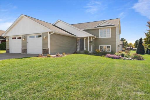 1204 Wren Place, New Richmond, WI 54017