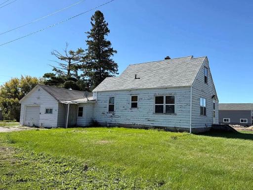 221 Minnesota Avenue E, Sebeka, MN 56477