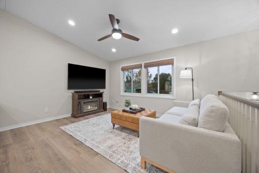 1425 Meadow Court, Chaska, MN 55318