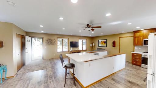 1113 Shore Acres Drive, Albert Lea, MN 56007