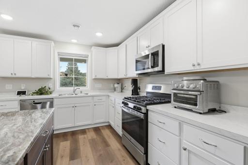 6055 Iris Lane, Rockford, MN 55373